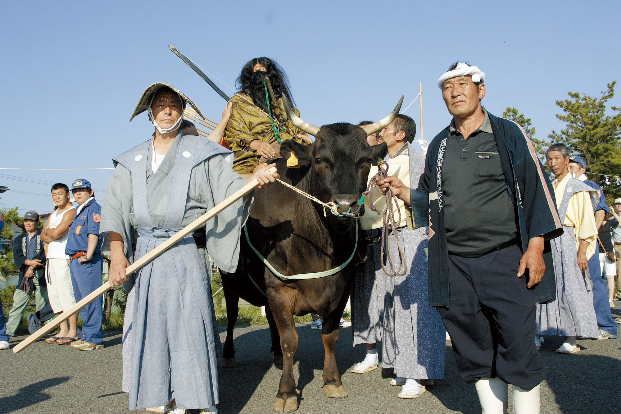 東湖八坂神社祭 牛乗り・くも舞